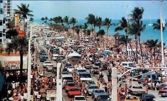 The History of Spring Break T-Shirts: From College Souvenirs to Retro Icons